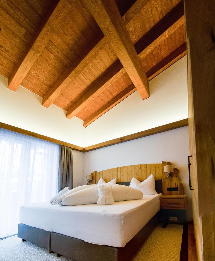 Hotel Hochfilzer เอลล์เมา ภายนอก รูปภาพ