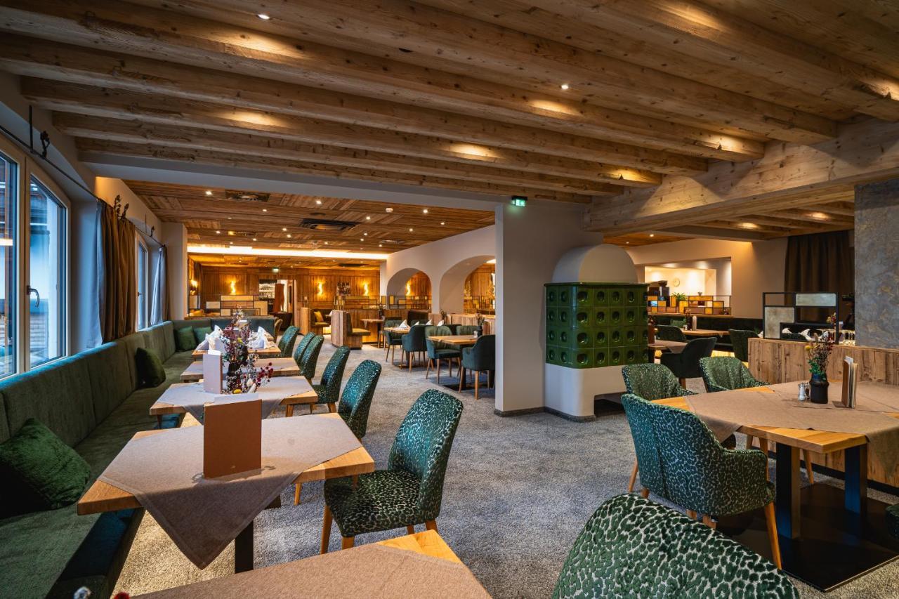 Hotel Hochfilzer เอลล์เมา ภายนอก รูปภาพ